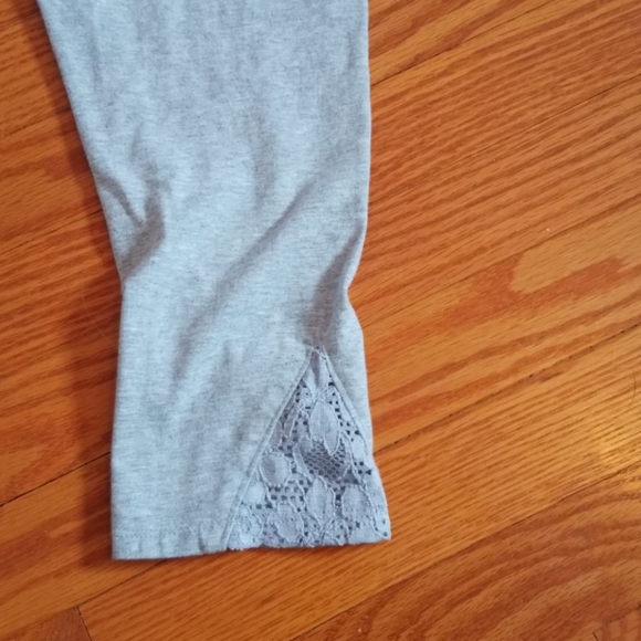 Girls gray Capri legging size 12 - Picture 2 of 3